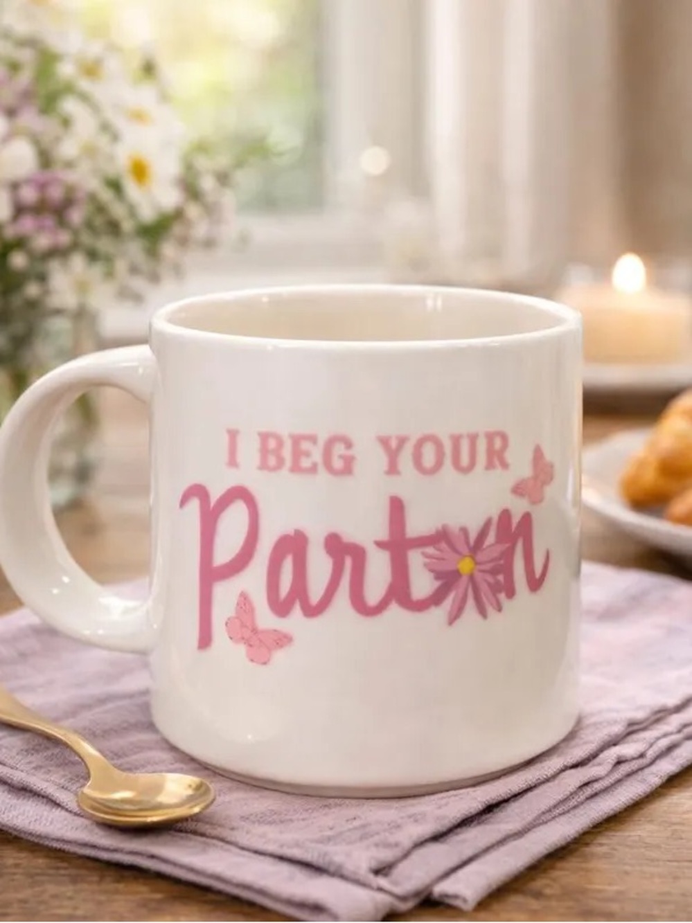 ❤️🔥 $1 CLOSET! •10/$10 SALE! • PINK DOLLY PARTON MUG - Picture 3 of 7